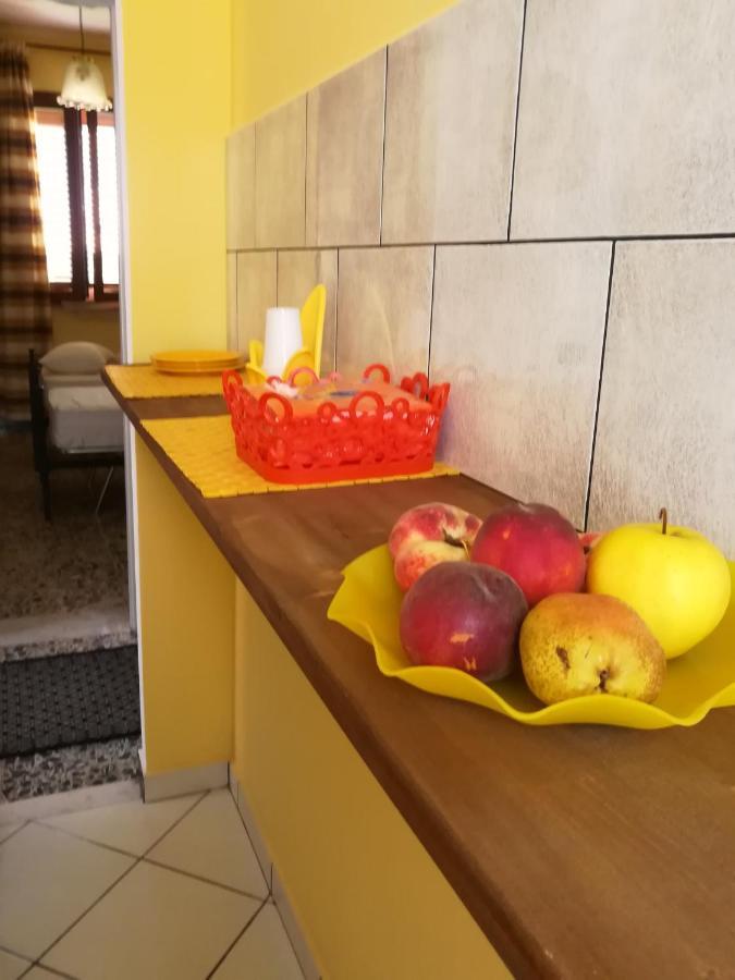 L'Agrifoglio Di Emy Bed & Breakfast Гуспини Екстериор снимка